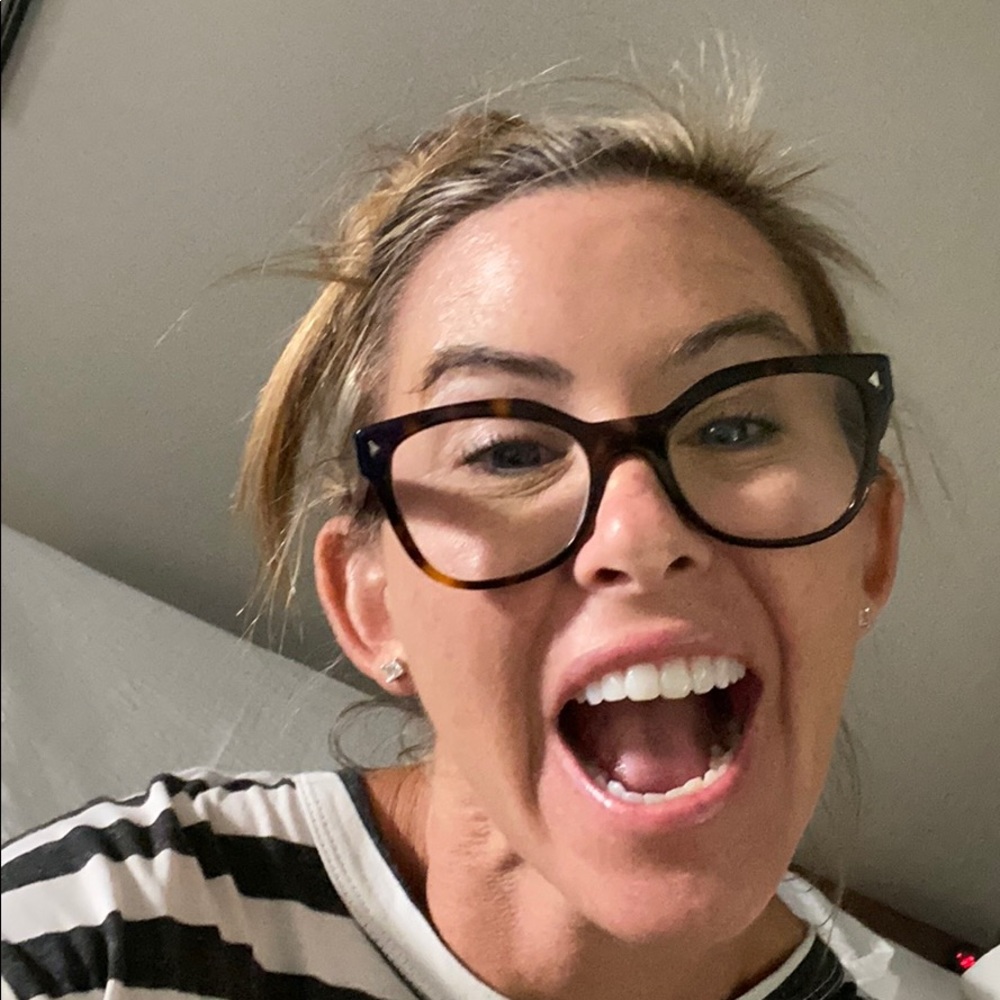 Meet your Posher, Lindsey